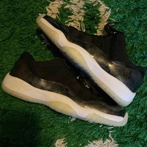 Jordan 11 low barrons